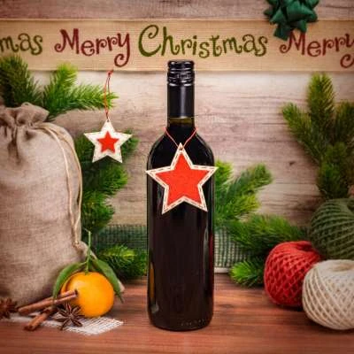 Flaschenanhänger Anhänger Stern M. Stichrand Natur/Rot Holz/Filz 32 St – Bild 3